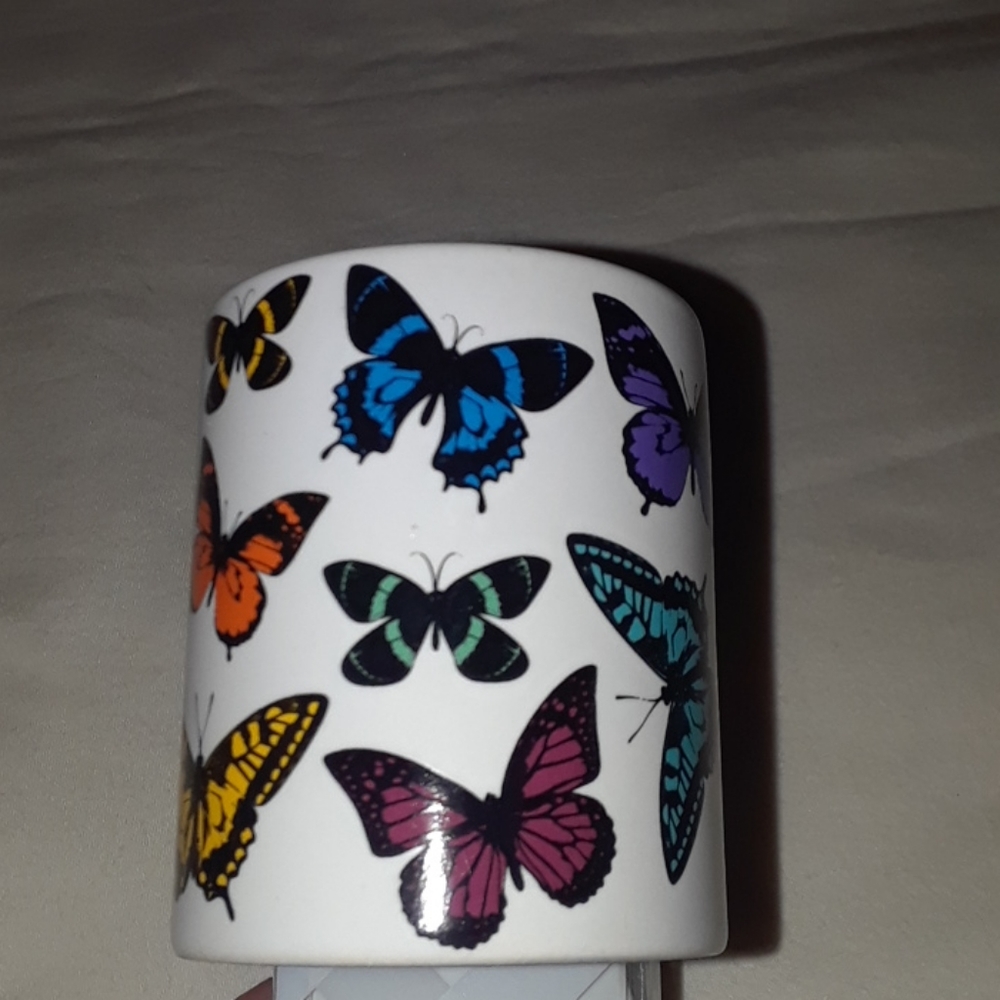 WALLFLOWER PLUG - Picture 2 of 2